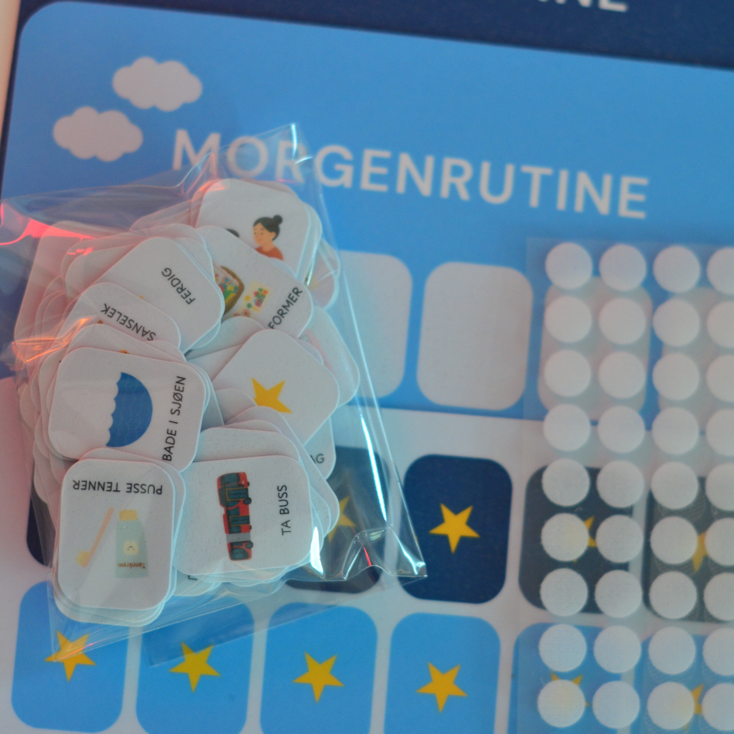 FYSISK UTGAVE - Morgen og kveldsrutine med stjerner - Blå/Mørkeblå (70+ ikoner)