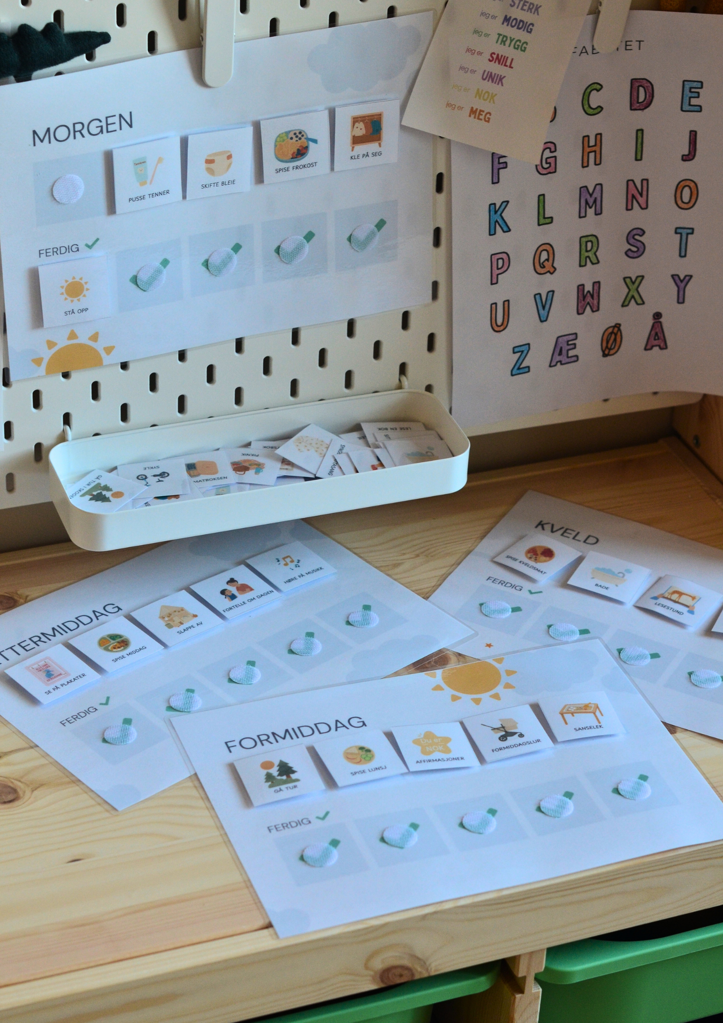 Dagen min – Komplett visuell rutine med sjekkmerker (70+ ikoner, print ut selv)